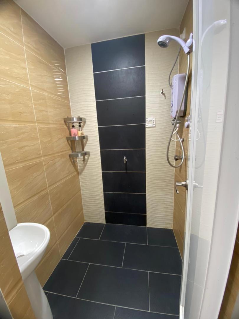 Asfa D Village - Resort - Homestay - Family Room Kemasik Екстер'єр фото